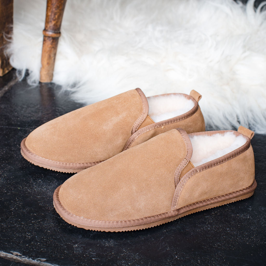 Deluxe Mens 'Avi' Sheepskin Slippers with Hard Sole Chestnut Arthur