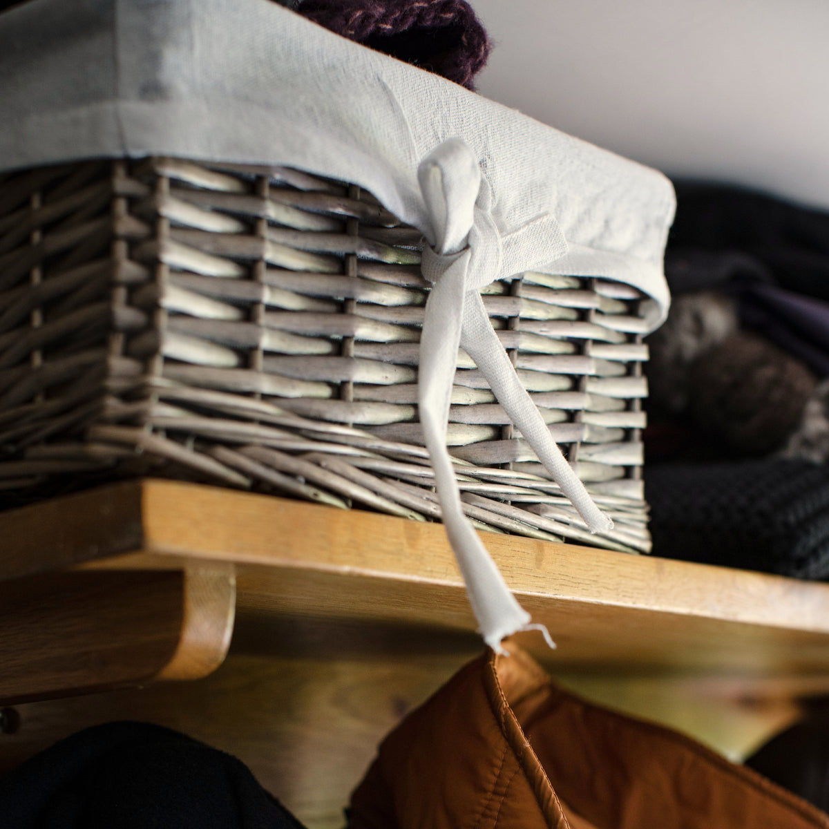 Light Grey Small Wicker Storage Basket Tray – Arthur Cameron