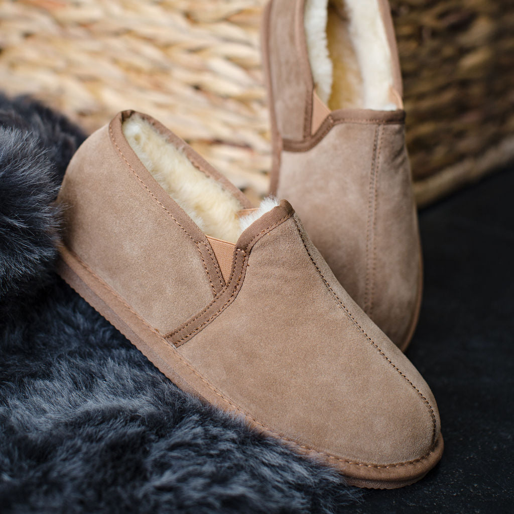 Deluxe Mens 'Sam' Sheepskin Slippers with Hard Sole Chestnut