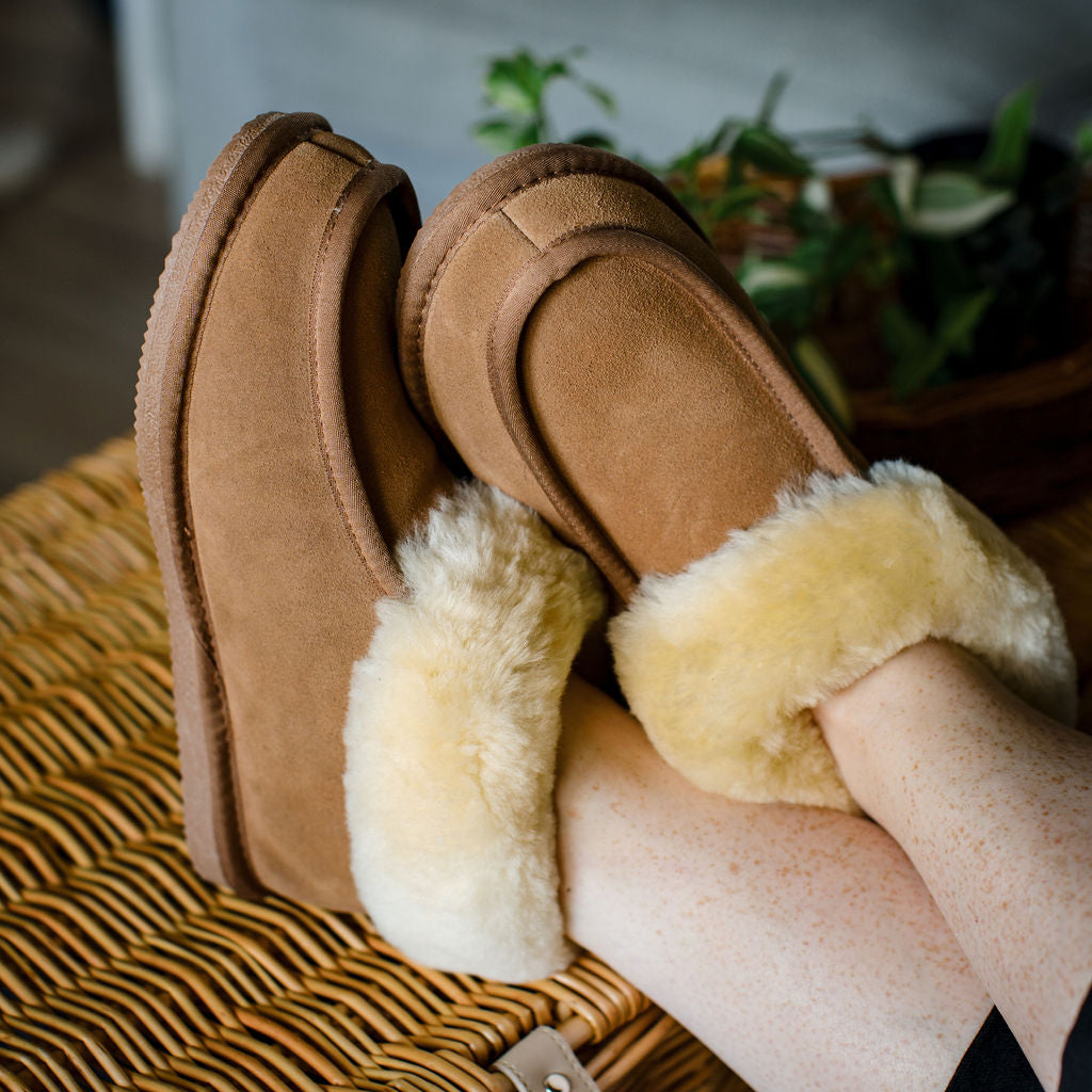 Deluxe Ladies 'Madison' Sheepskin Slipper Boot - Chestnut