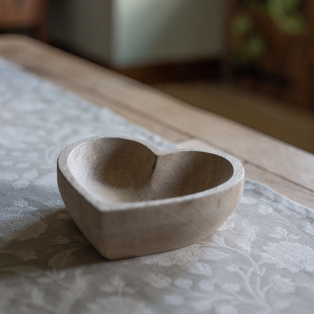 Belfort, Mango Wood Heart-Shaped Trinket Holder