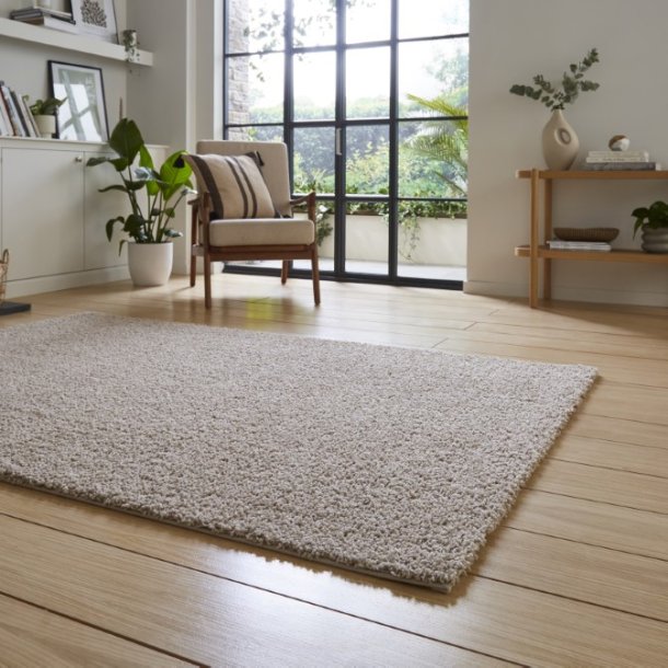 Thin Pile Shaggy Bali Rug