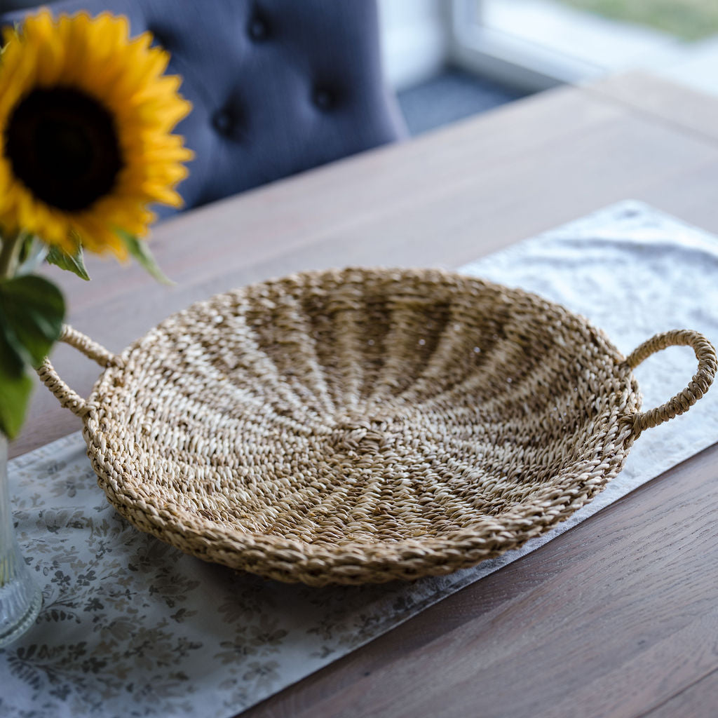 Bagshi Natural and Bleached Seagrass Round Woven Decorative Tray ...