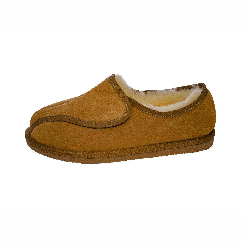 Deluxe Mens 'William' Sheepskin Slippers with Hard Sole and Velcro Fastener - Chestnut