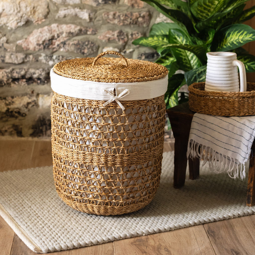 Atrai Lined Seagrass Laundry Basket