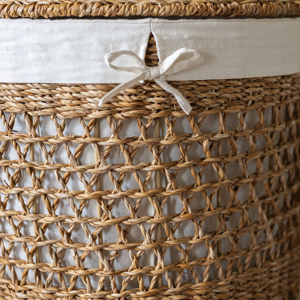 Atrai Lined Seagrass Laundry Basket