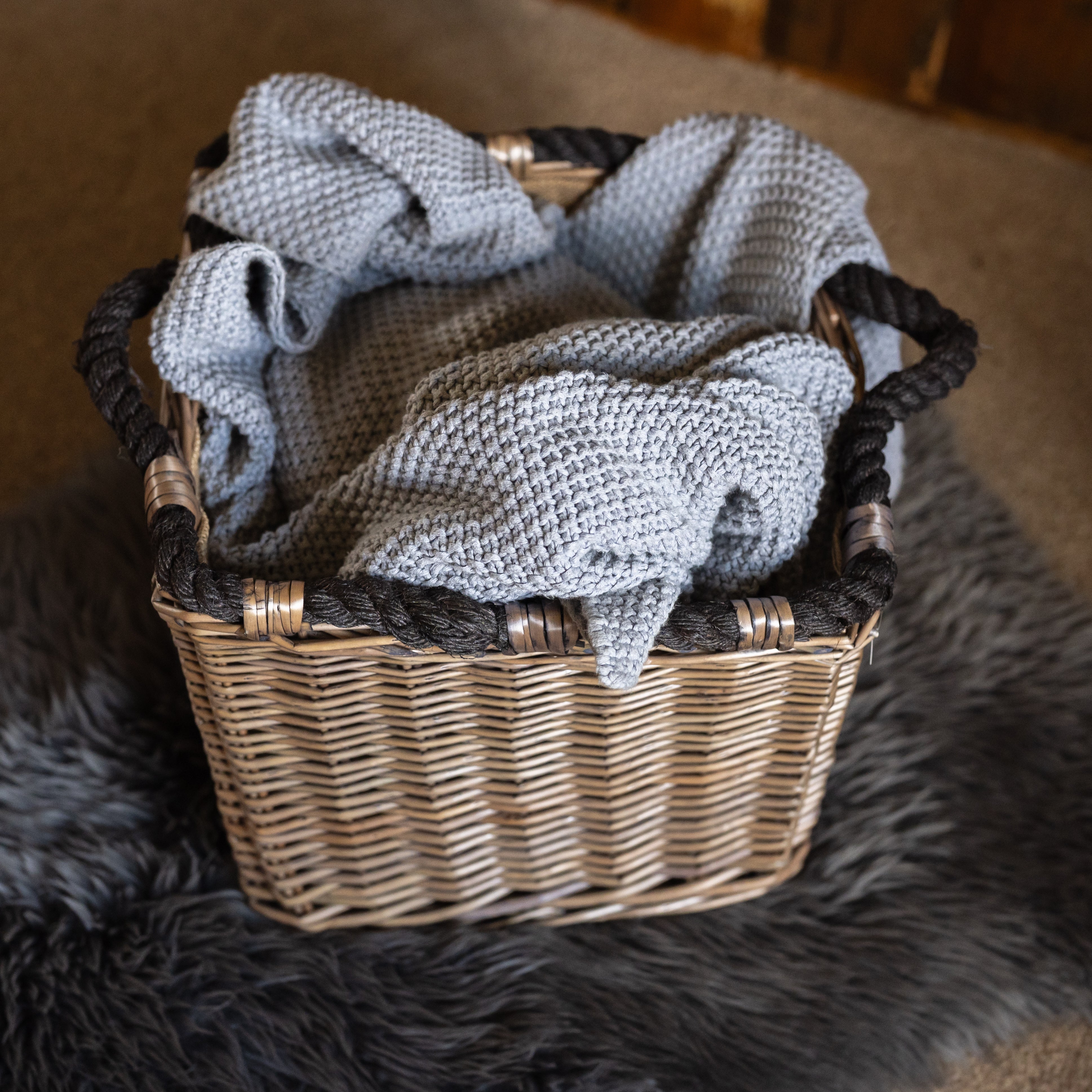 Antique Wash Square Rope Handle Basket