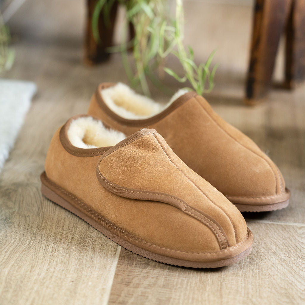 Deluxe Mens 'William' Sheepskin Slippers with Hard Sole and Velcro Fastener - Chestnut