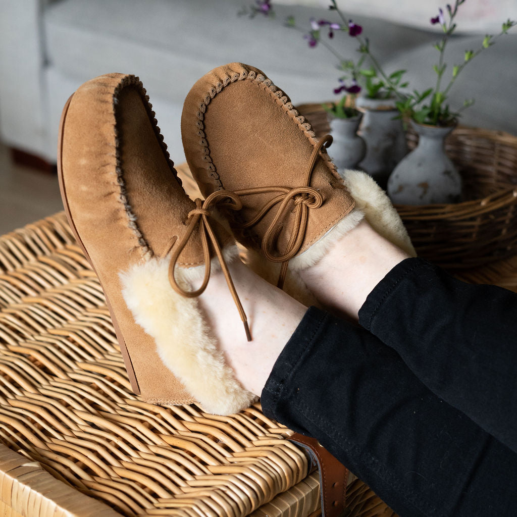 Deluxe Ladies 'Lauren' Sheepskin Moccasin with Hard Sole - Chestnut