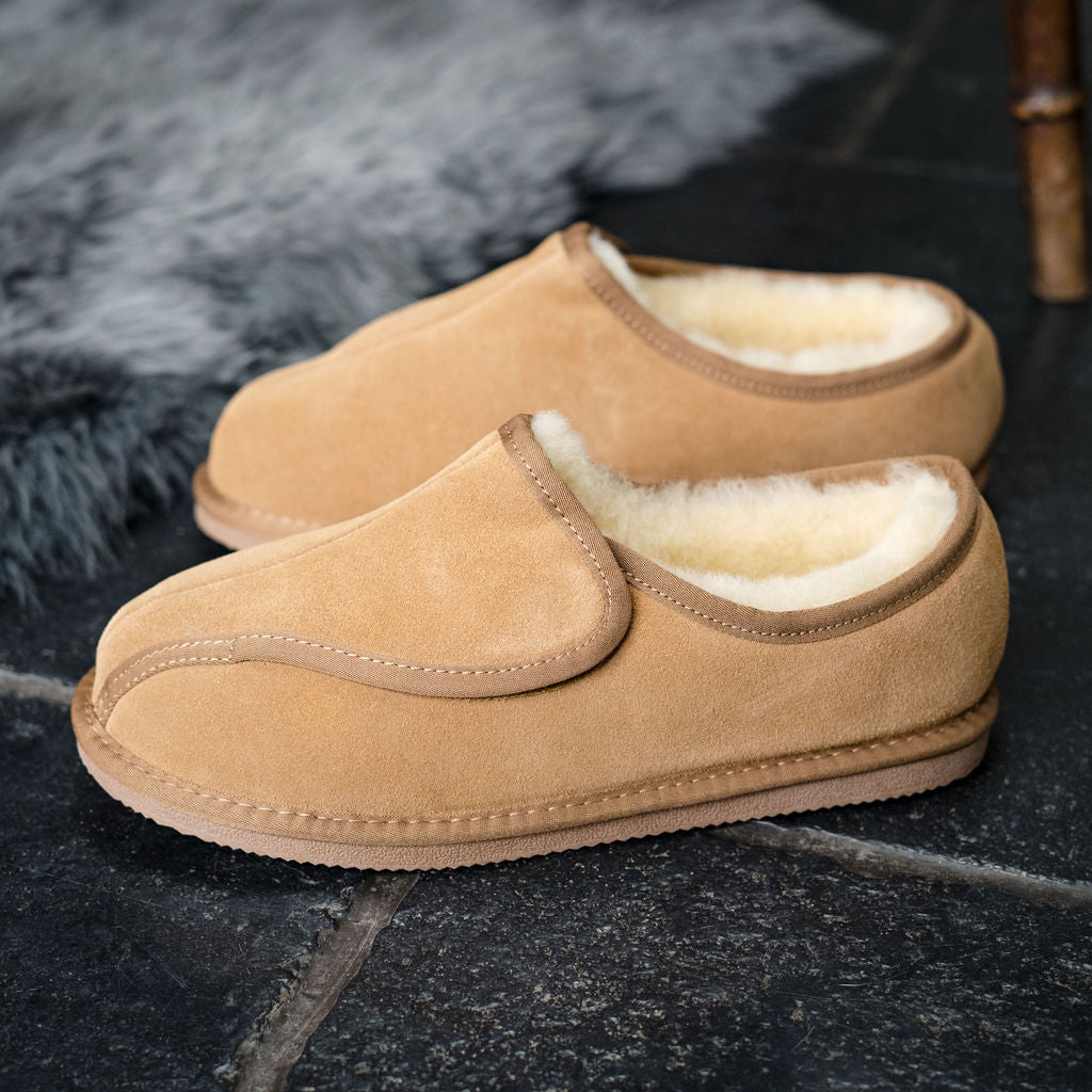 Deluxe Mens 'William' Sheepskin Slippers with Hard Sole and Velcro Fastener - Chestnut