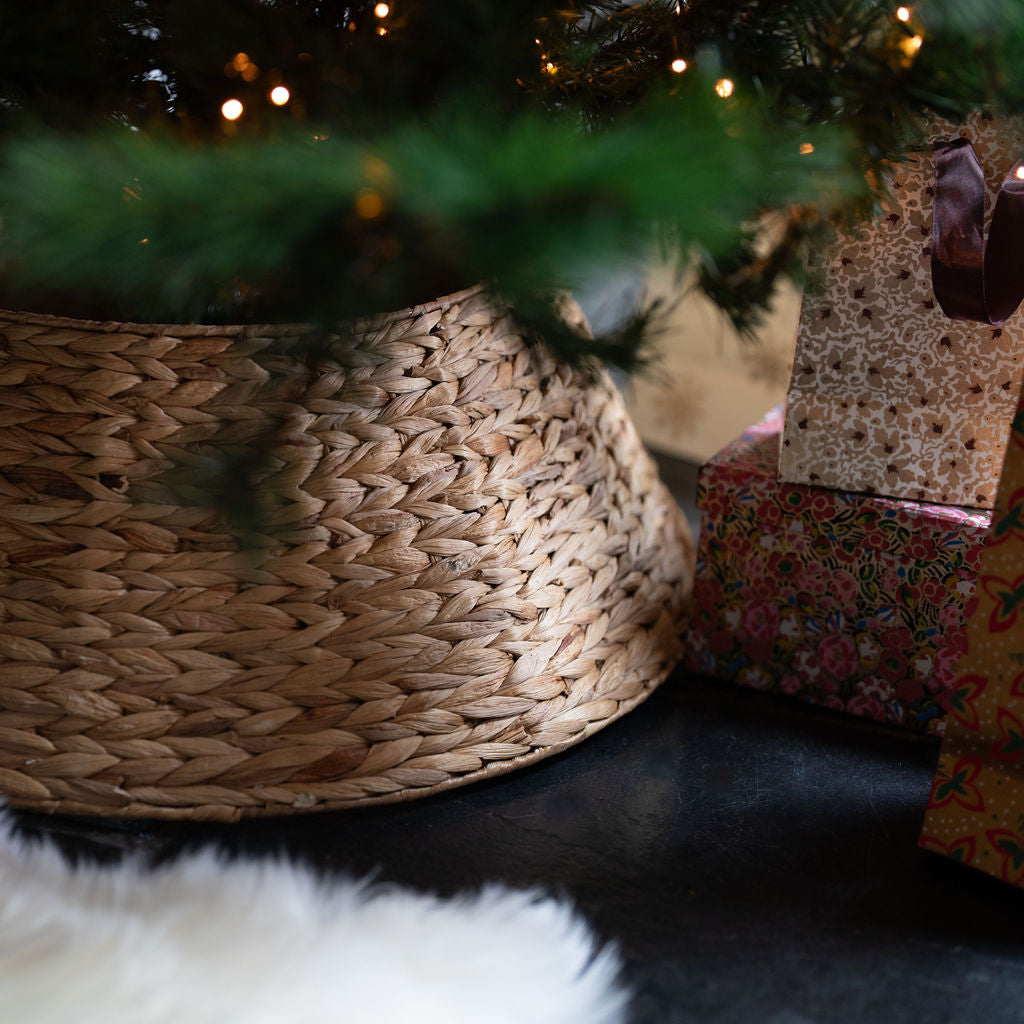 Water Hyacinth Tree Skirt - Large