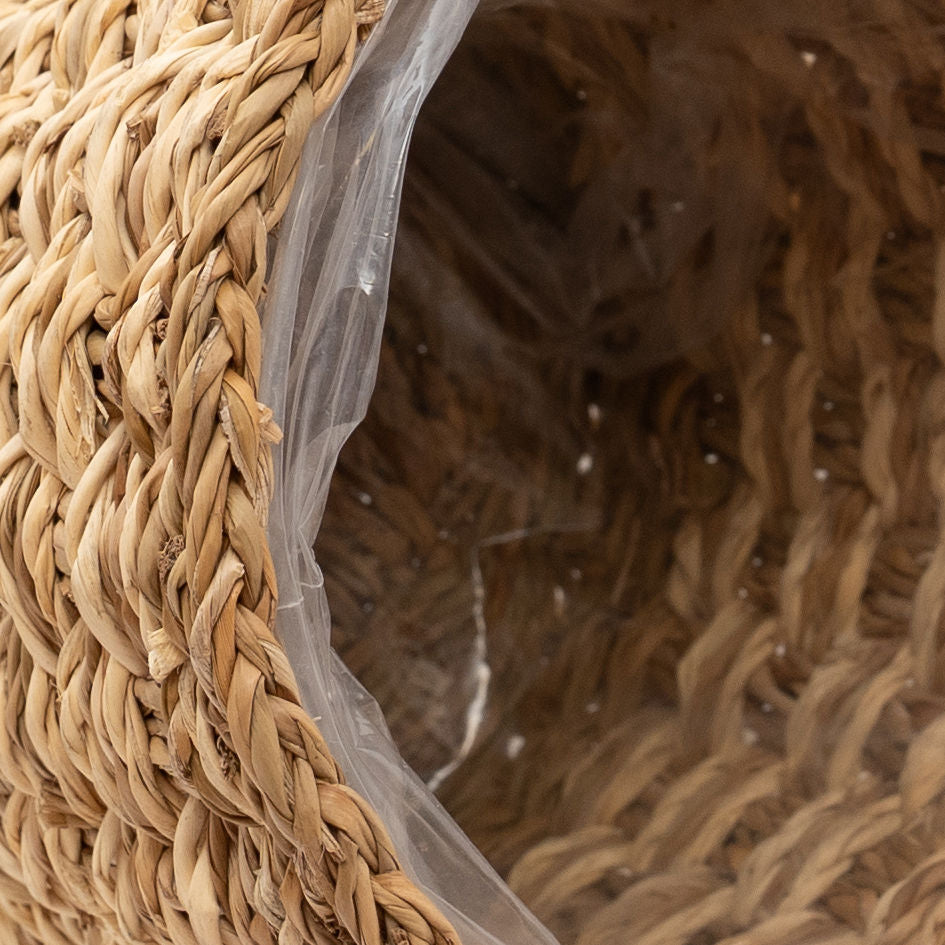 Feni Seagrass Round Planter