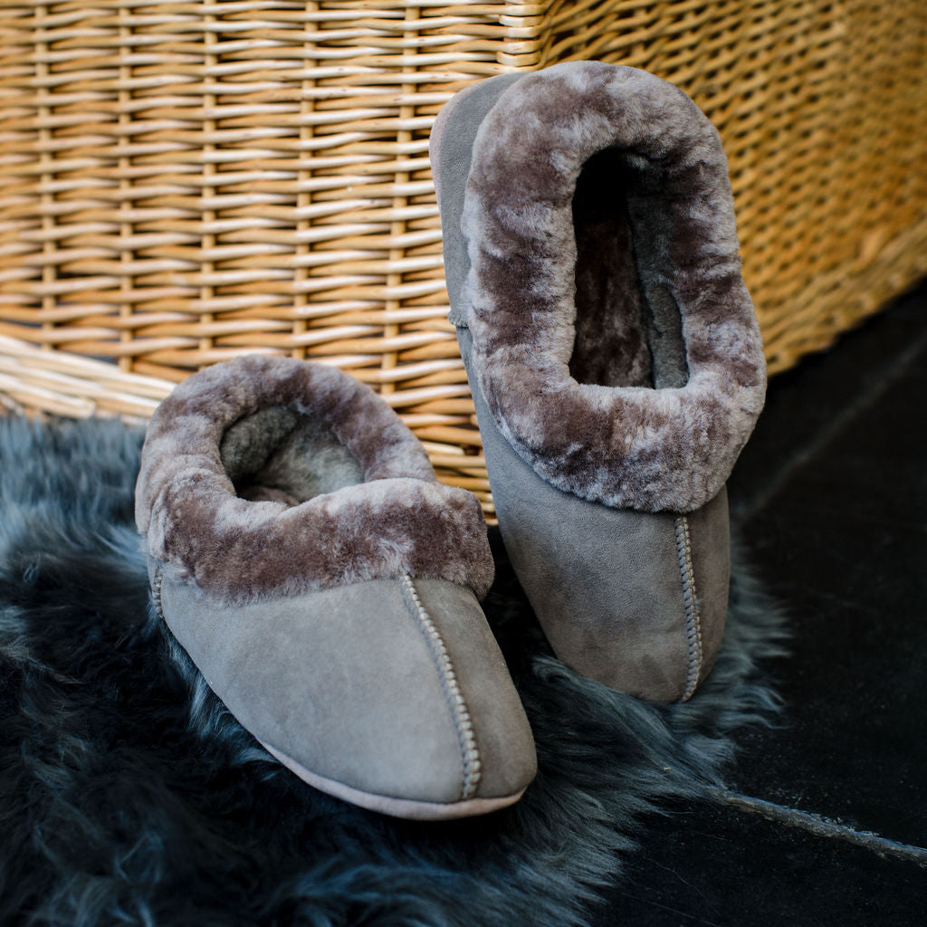 Deluxe Ladies 'Amelia' Sheepskin Slippers - Mink