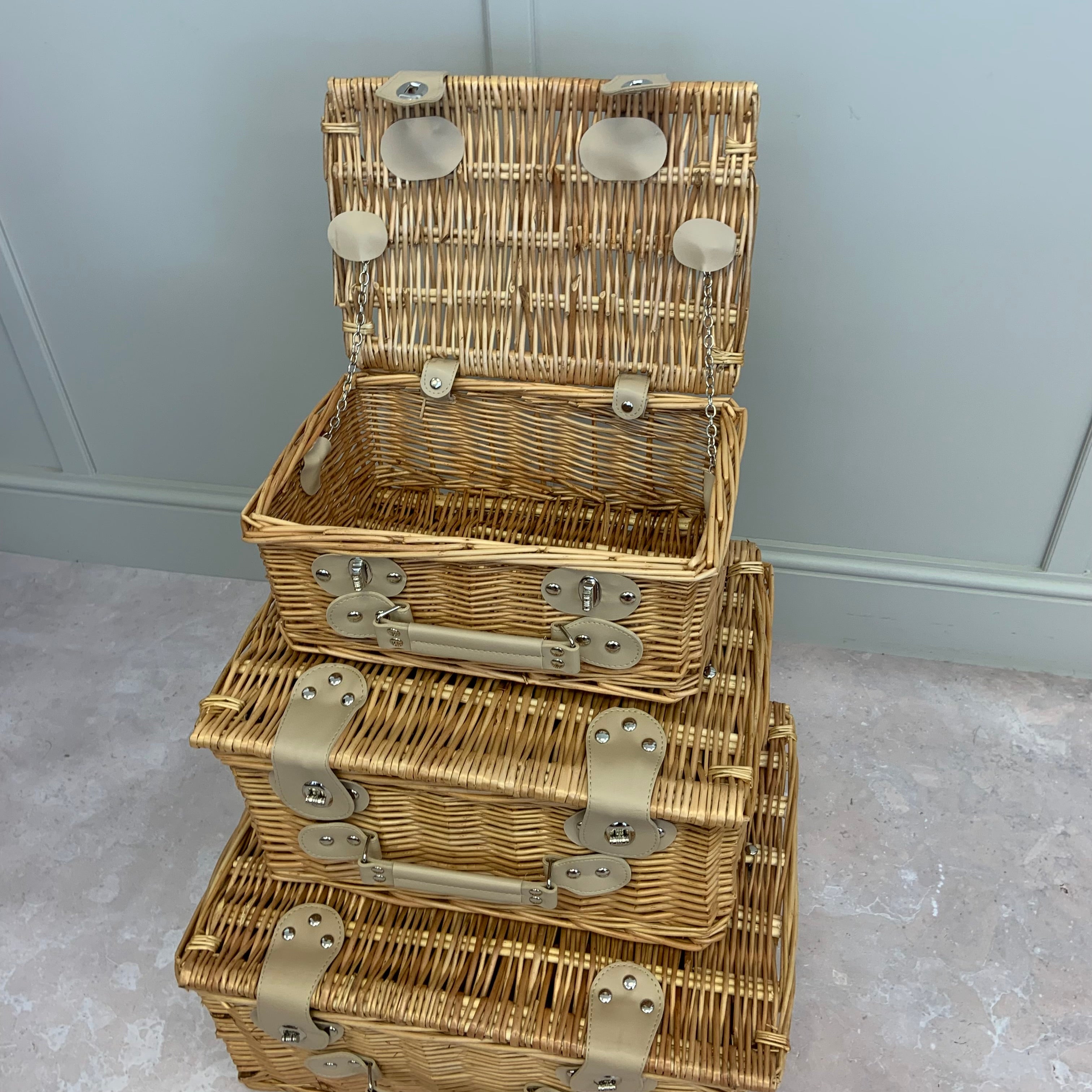 Natural Rectangular Wicker Hamper