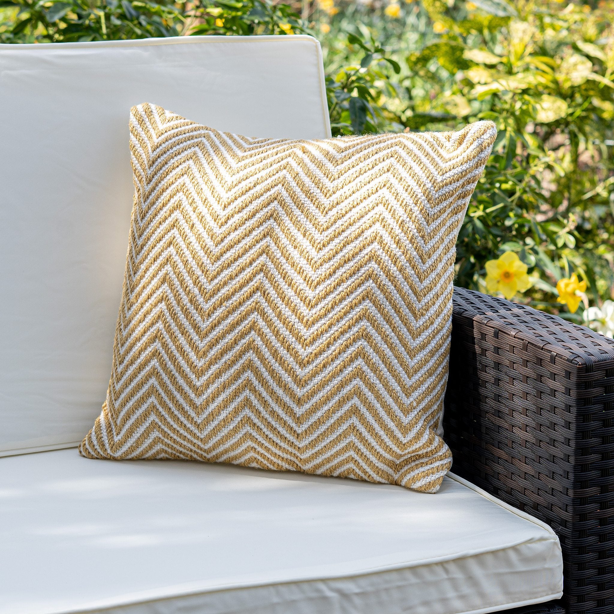 Modern Herringbone Eco-Friendly Woven Indoor / Outdoor Cushion