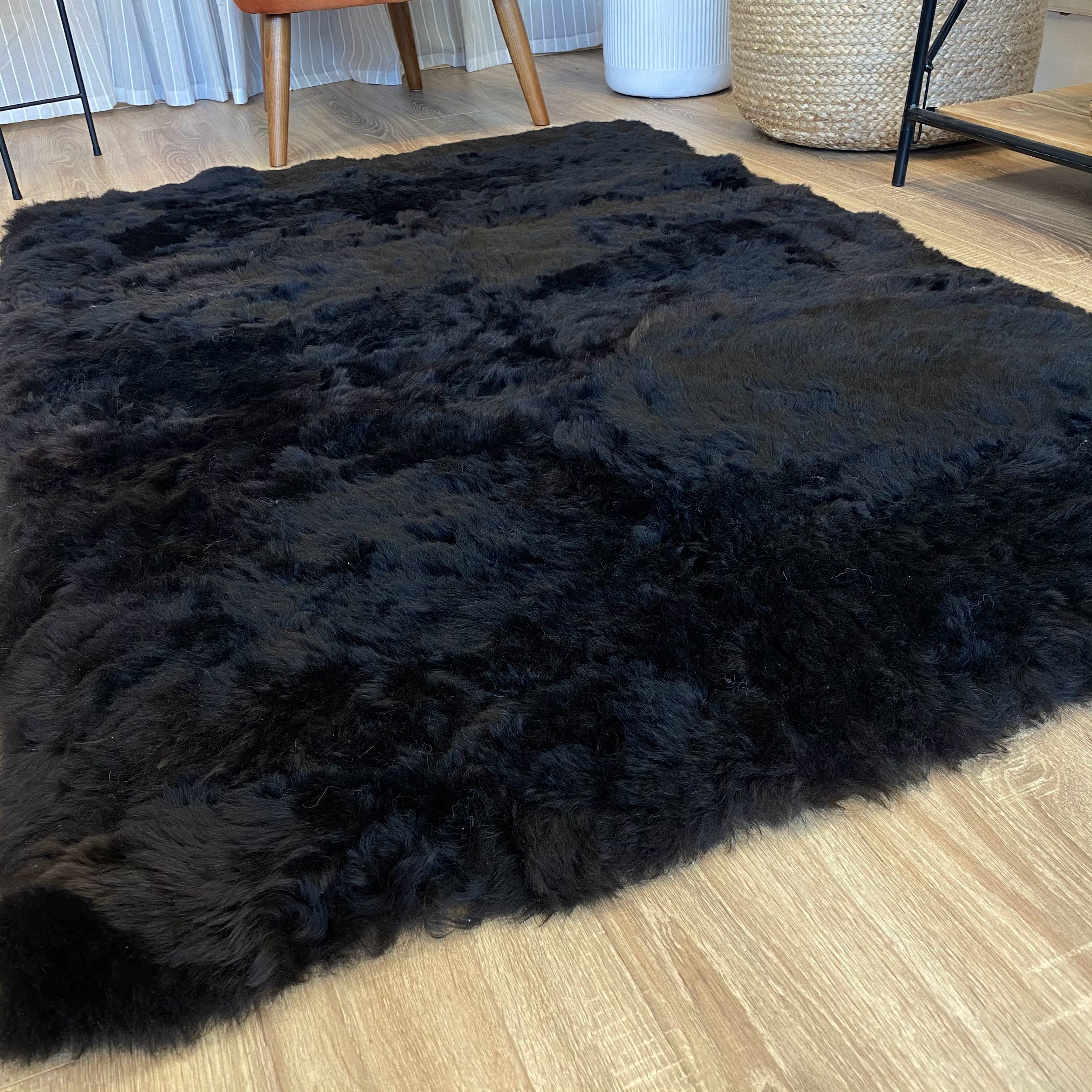Icelandic Shorn Rectangular Sheepskin Rug - Black